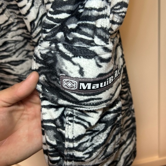 Vintage Maui Built fur zebra swim shorts - Picture 10 of 11